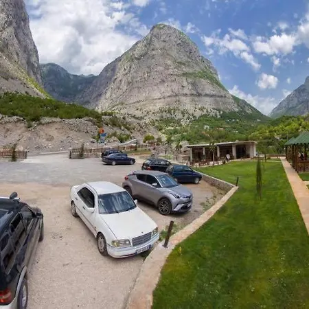 Selca Cem Bed & Breakfast Shkoder